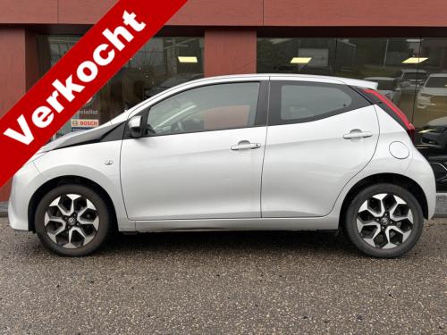 Toyota Aygo 1.0 vvt-i x-play