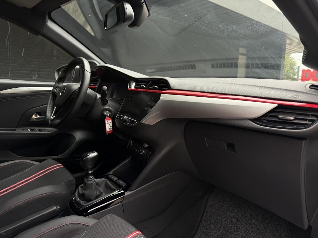 Opel Corsa 1.2 gs line - 17.750km! -
