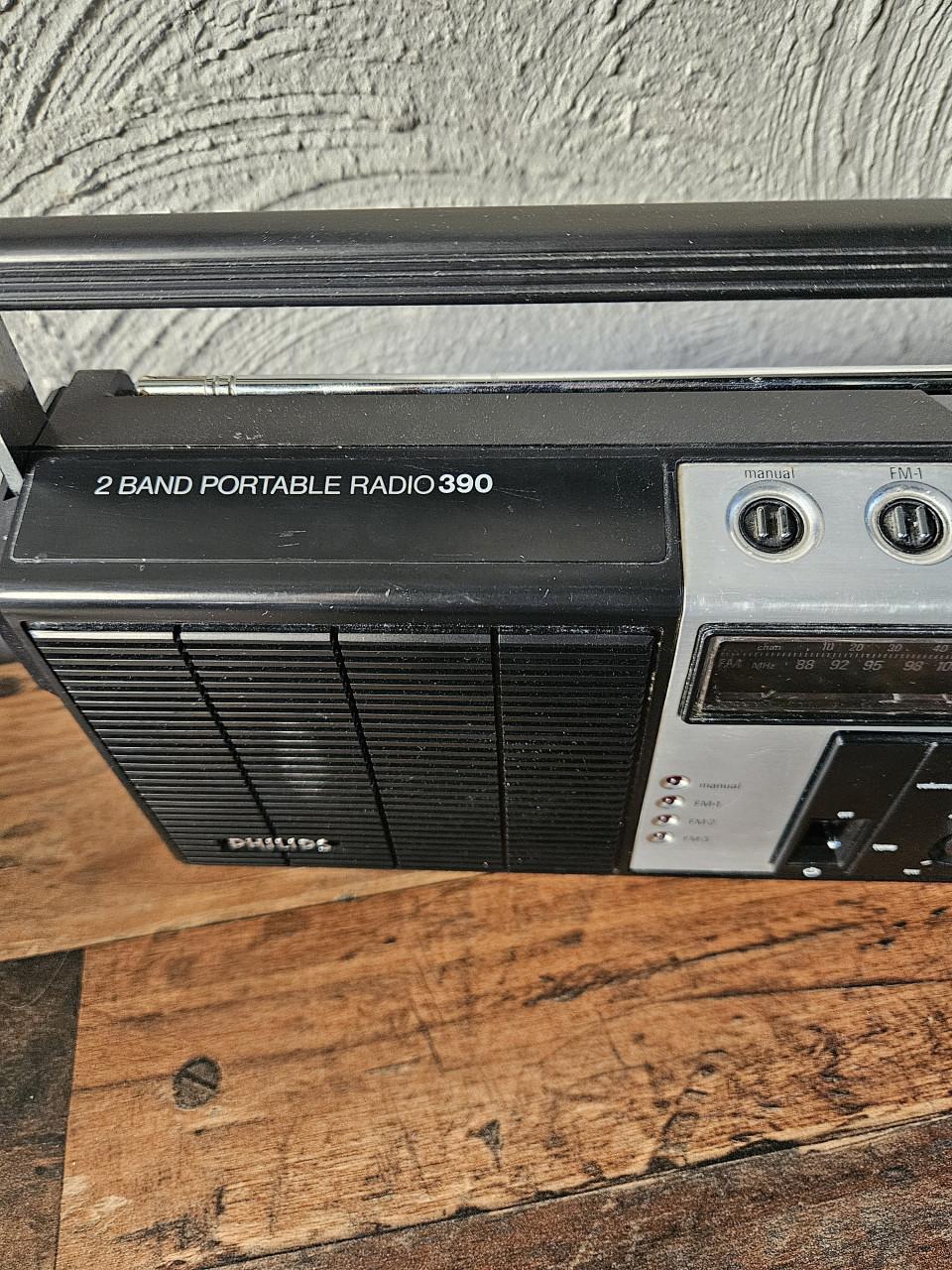 Philips 2 Band Portable Radio 390 - Vintage Radio