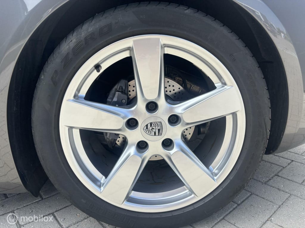 Porsche Cayman 2.7 pdk