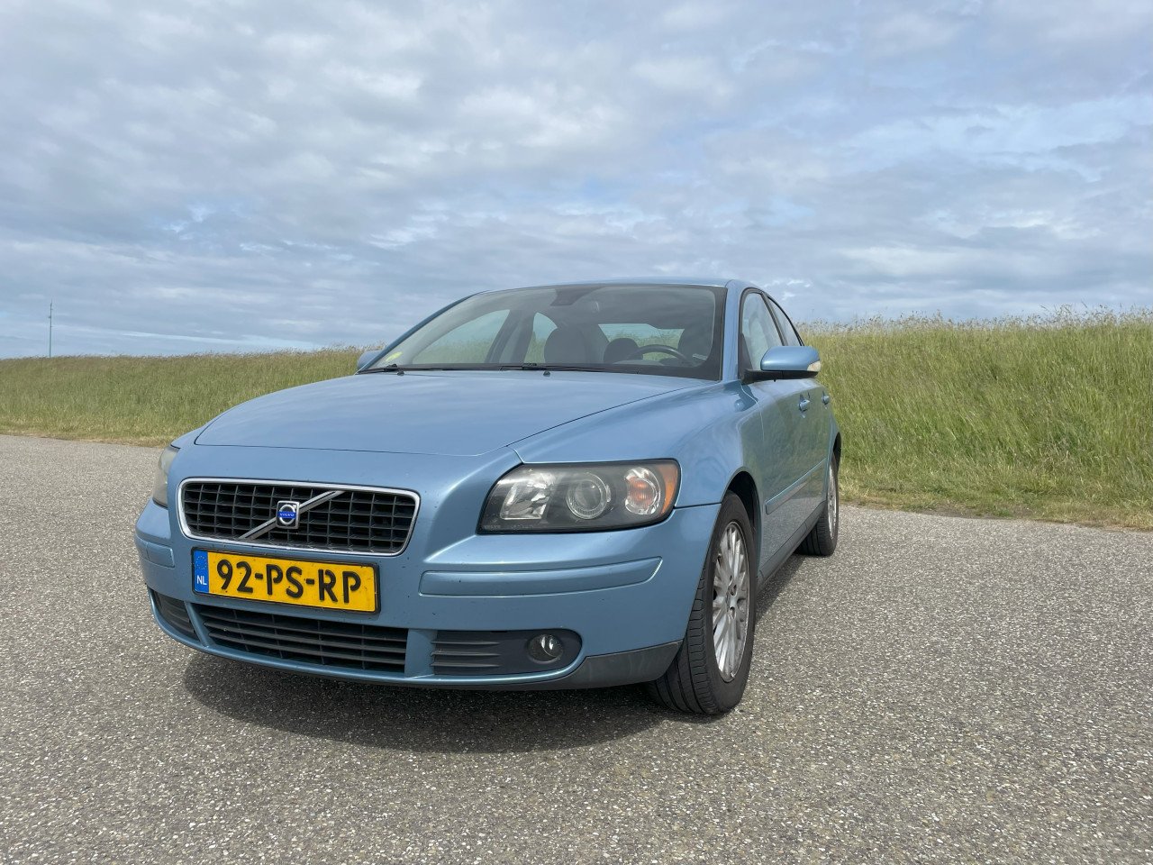 Volvo S40 (2004) | APK tm 03-2026 | nieuwe koppeling | nieuwe dakhemel