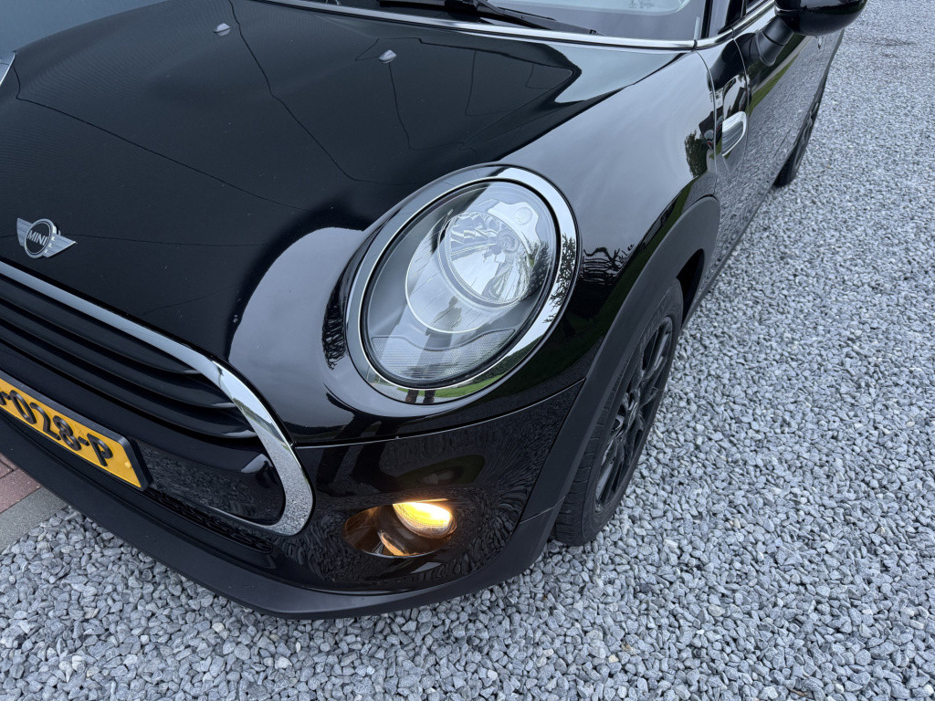 Mini Cooper mini 1.5 navigatie business 3-drs