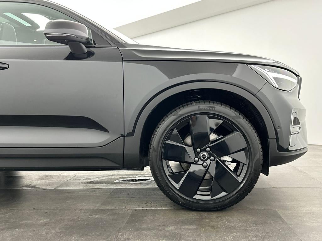 Volvo XC40 b4 197pk plus dark| 360camera| trekhaak| adap.cruise| h&k audio