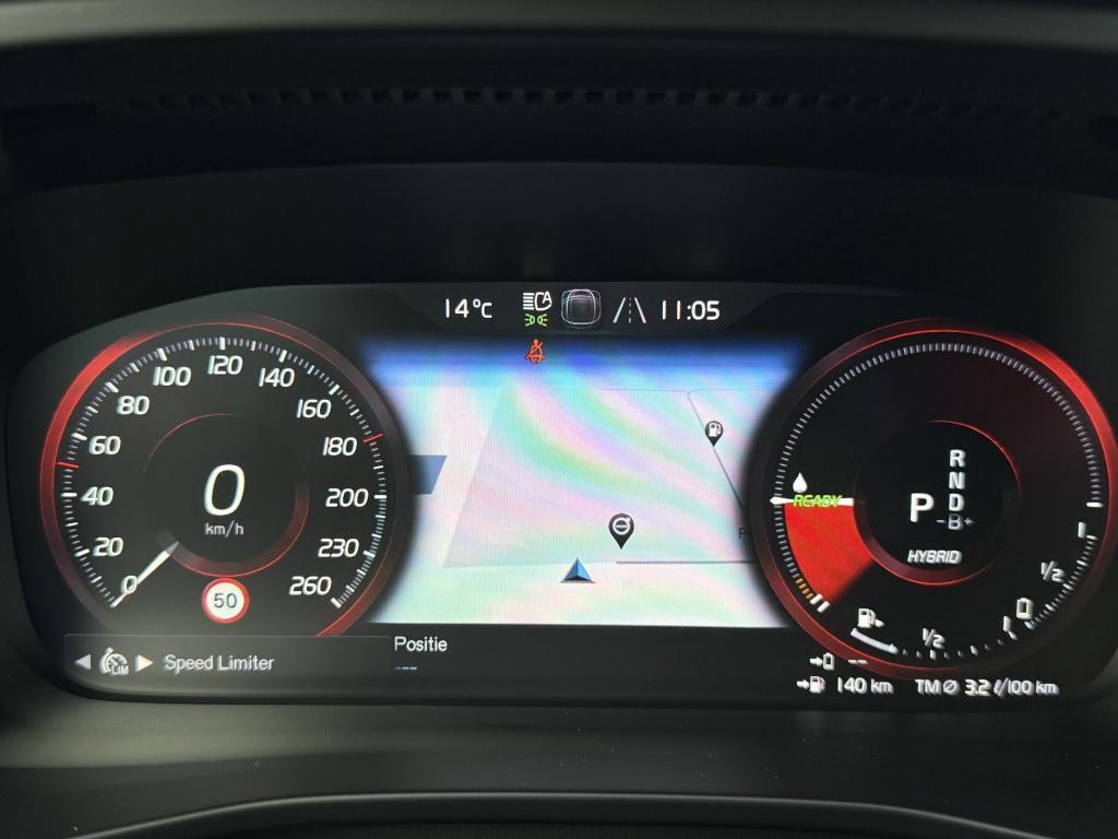 Volvo XC40 t5 262pk recharge r-design| adap.cruise| trekhaak| camera| elek.