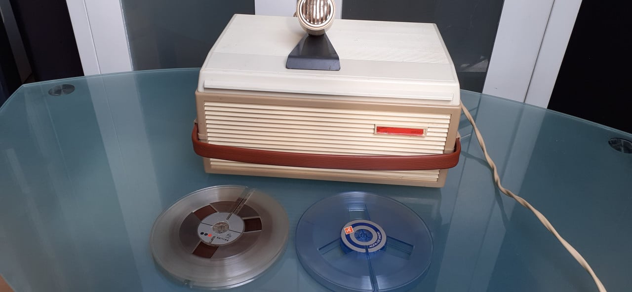 Bandrecorder philips sa 6137 met microfoon en spoelen