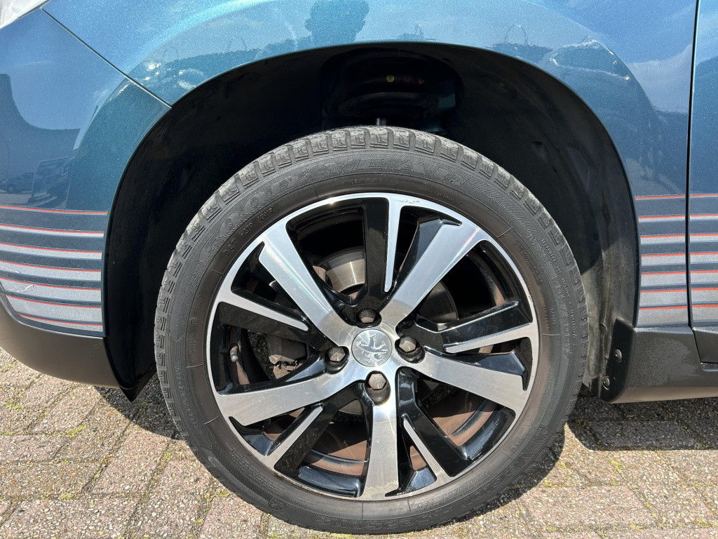 Peugeot 2008 1.2 puretech urban cross distributieriem gemodificeerd
