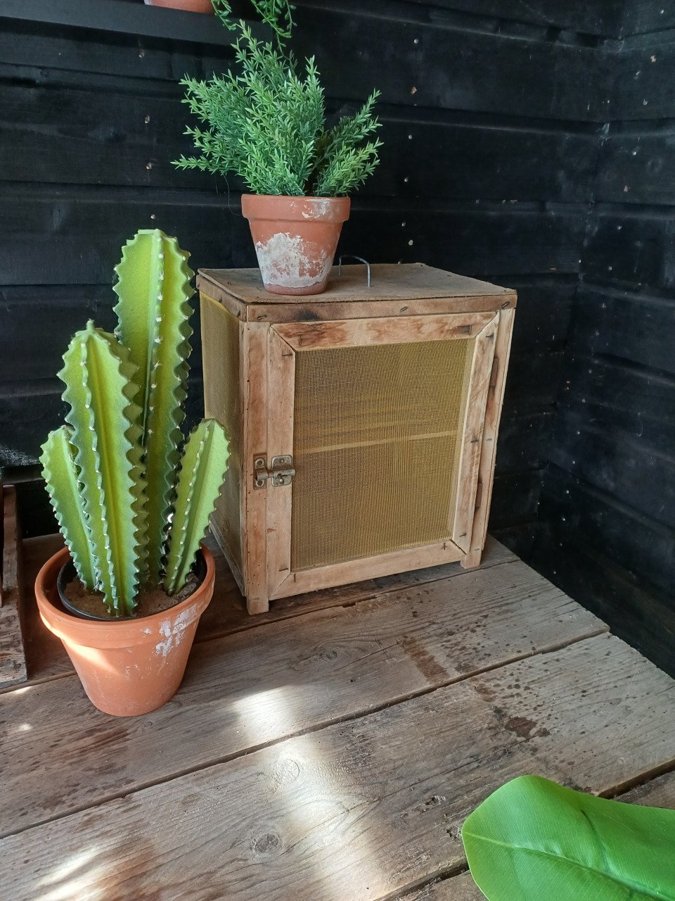 Brocante vliegenkastje