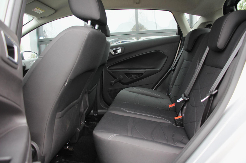 Ford Fiesta 1.0 trend - airco - stoelverwarming - alle doc - 1e eigenaar - 
