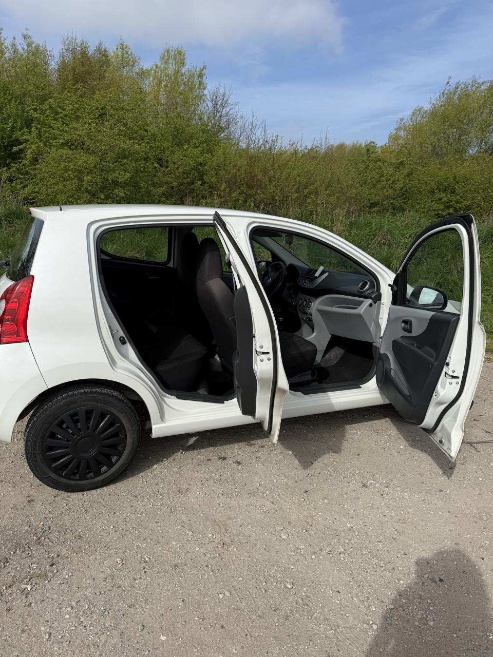 Nissan pixo weinig KM’s