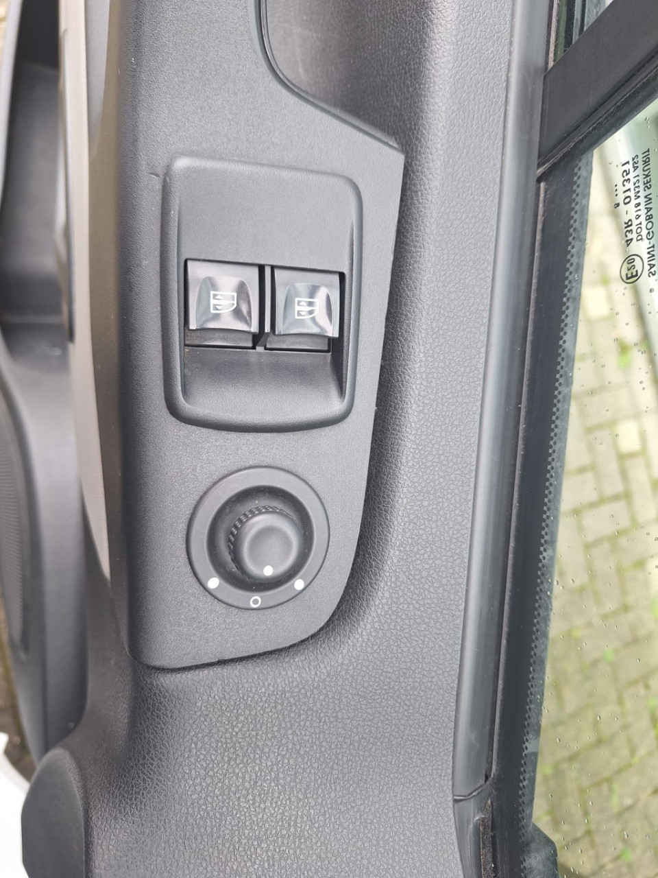 Renault Trafic 1.6 dci t27 l1h1 comfort navi, airco, cruise control, 3-zits