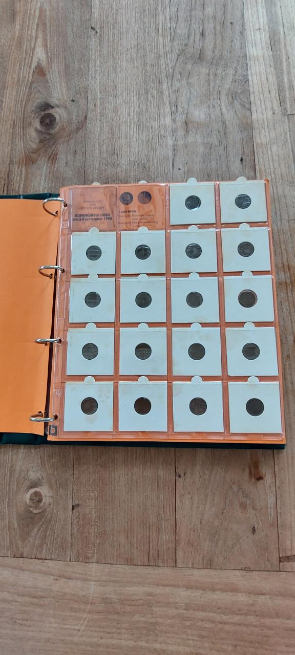 Complete set munten Juliana 1948-1980