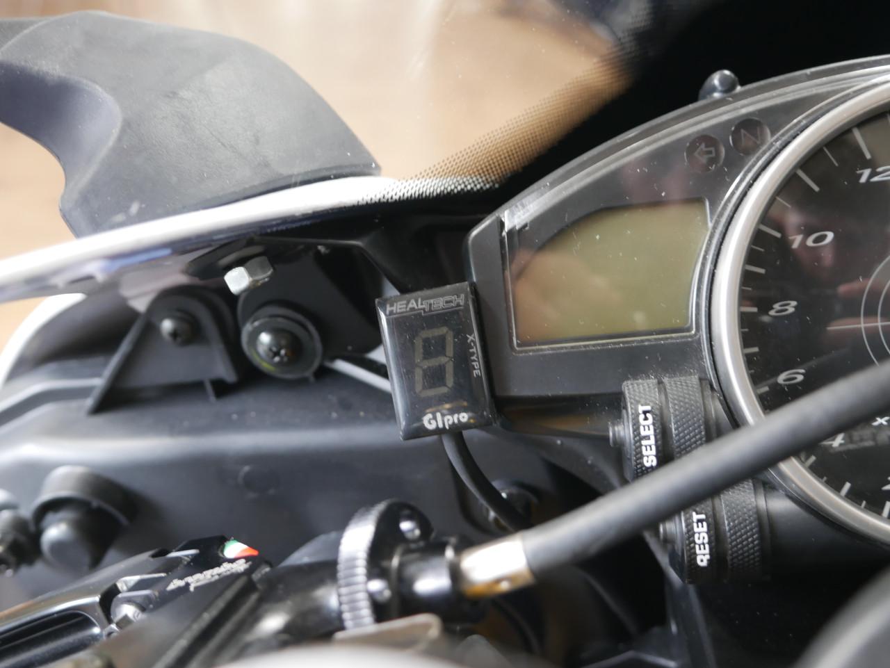 YAMAHA YZF R6