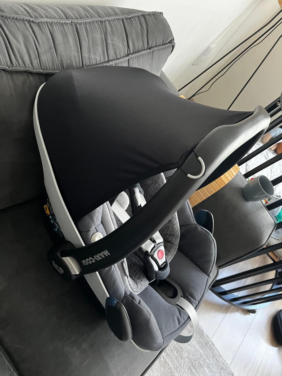 Maxi-Cosi Pebble Pro i-Size Essential Graphite + FamilyFix 3