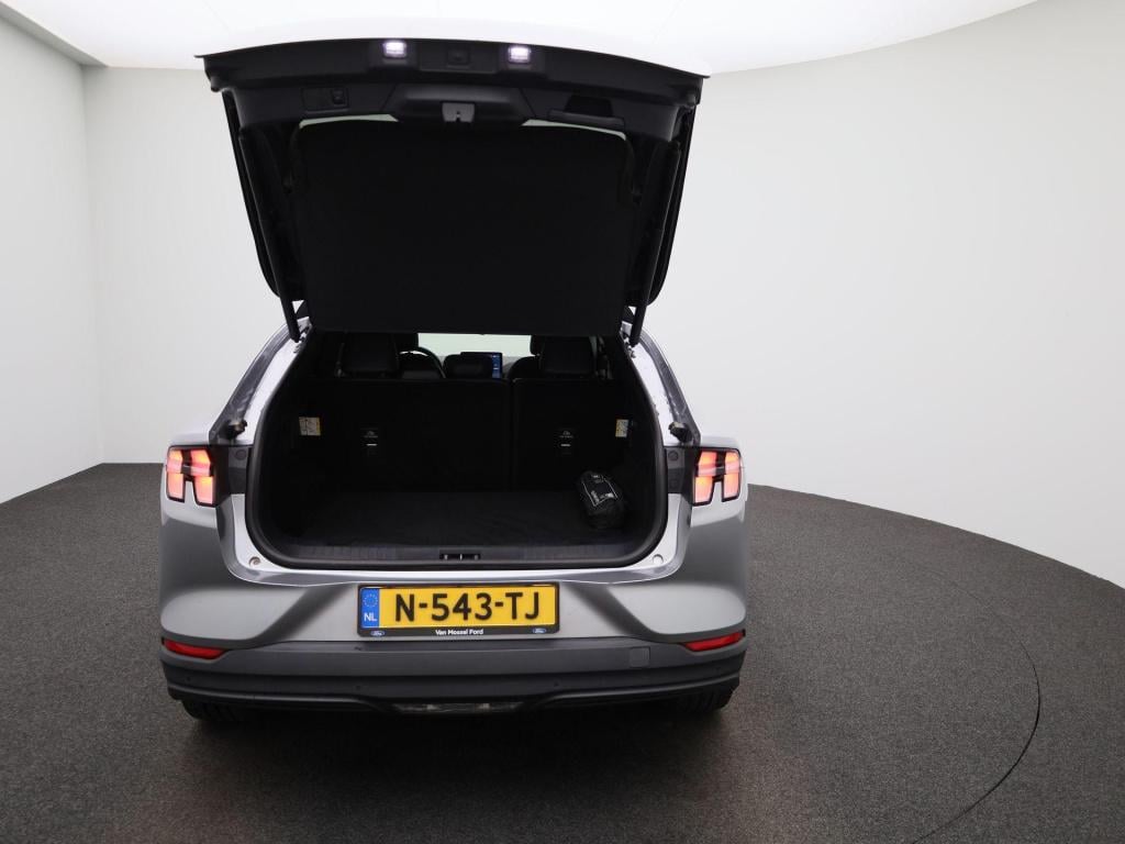 Ford Mustang Mach-e rwd 75 kwh | wordt verwacht | automaat | navigatie | 36