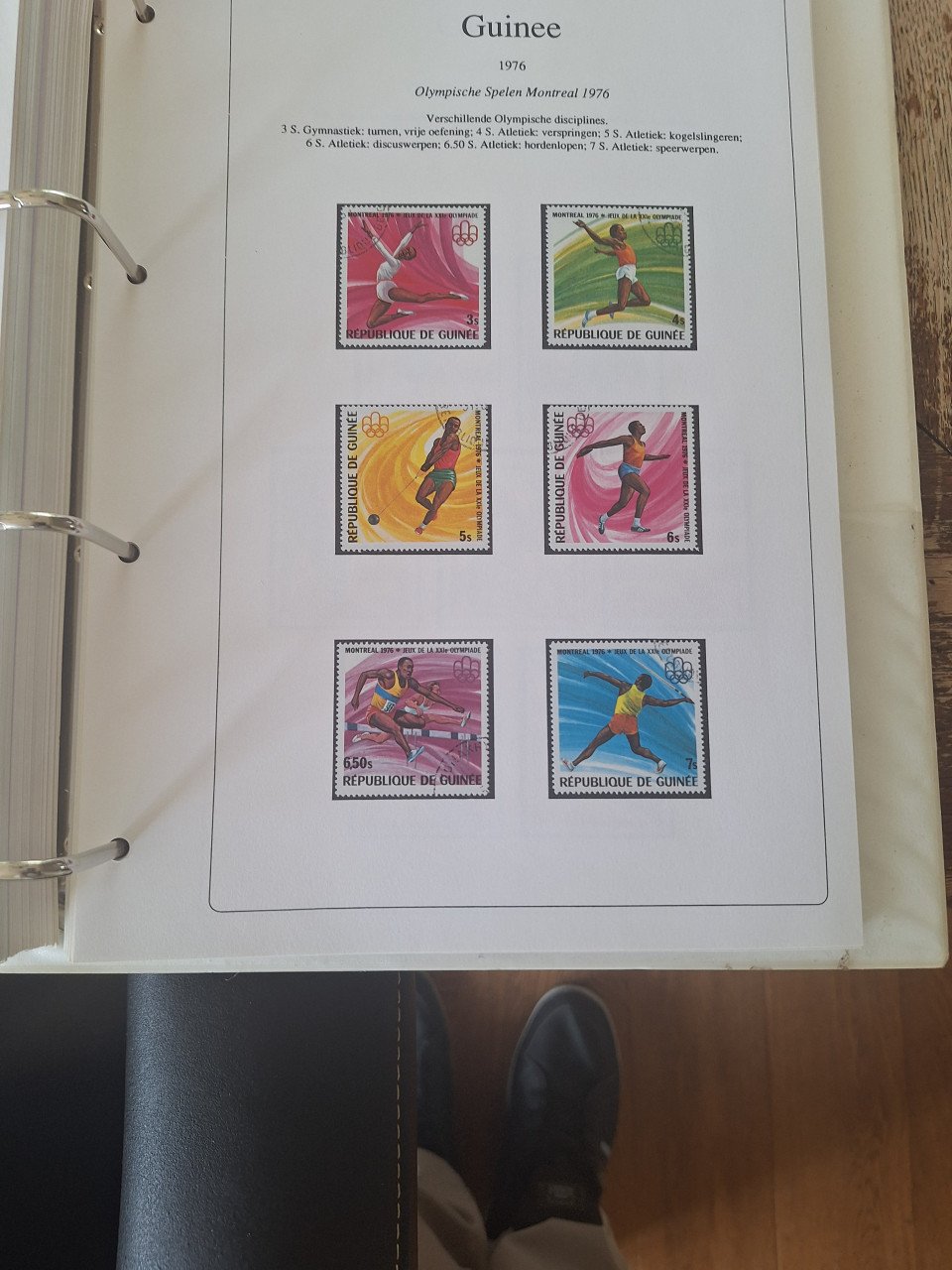 UNIEK INFORMATIE + POSTZEGEL BOEK OVER DE OLYMPISCHE SPELEN TOT 1996