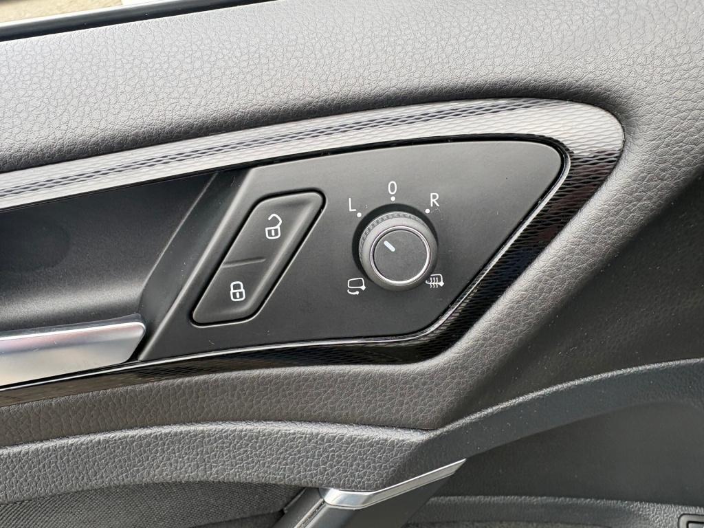 Volkswagen Golf 1.4 tsi gte connected series