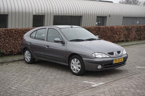 Renault Megane Berline - APK juni 2027