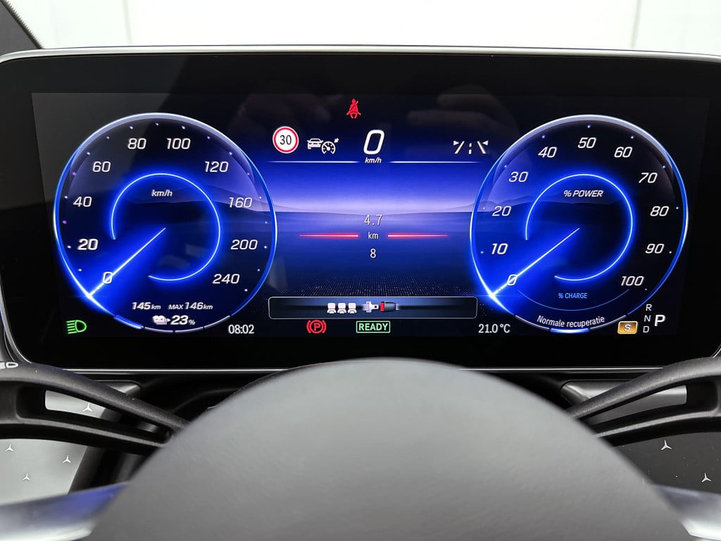 Mercedes-Benz Eqe 300 business solution amg 90 kwh | nightpakket | rijassis