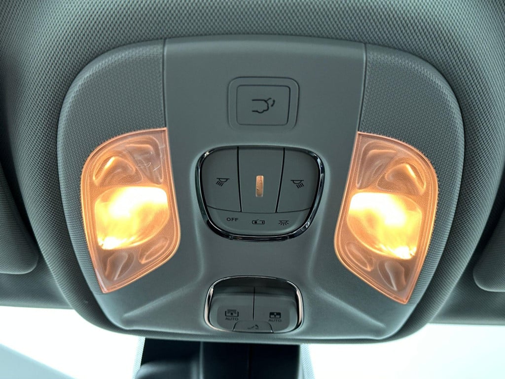 Jeep Compass 1.5t e-hybrid the north star | winterpack | camera | parkeerse