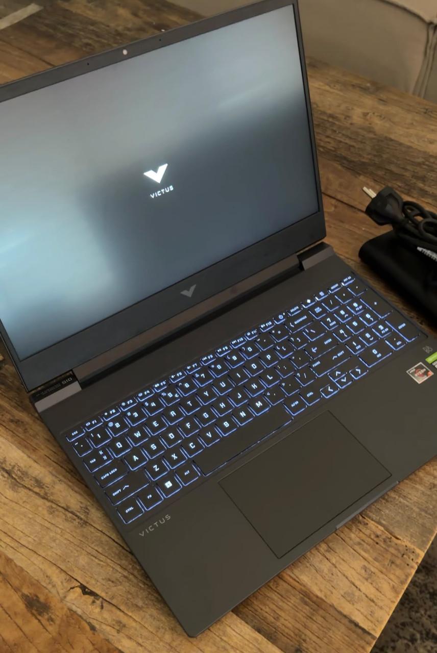 Gaming Laptop Victus -RTX 3050 Ti -16GB - SSD 512GB - Ryzen 5600H