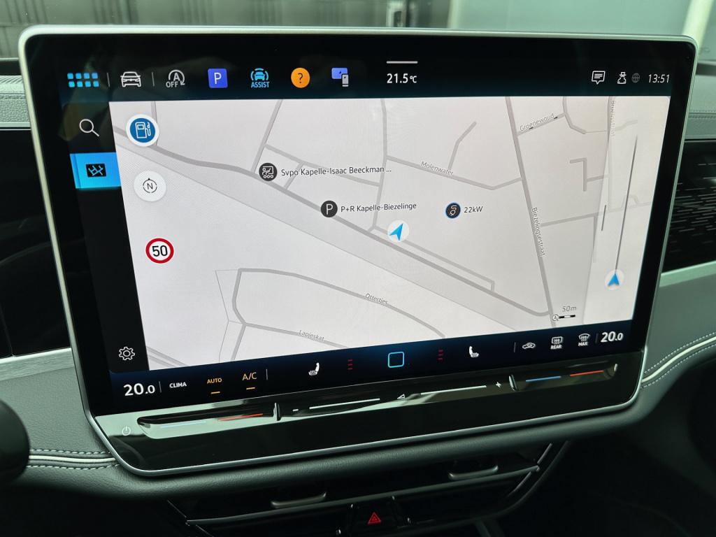 Volkswagen Passat variant 1.5 etsi 150pk elegance | alcantara | head up | c