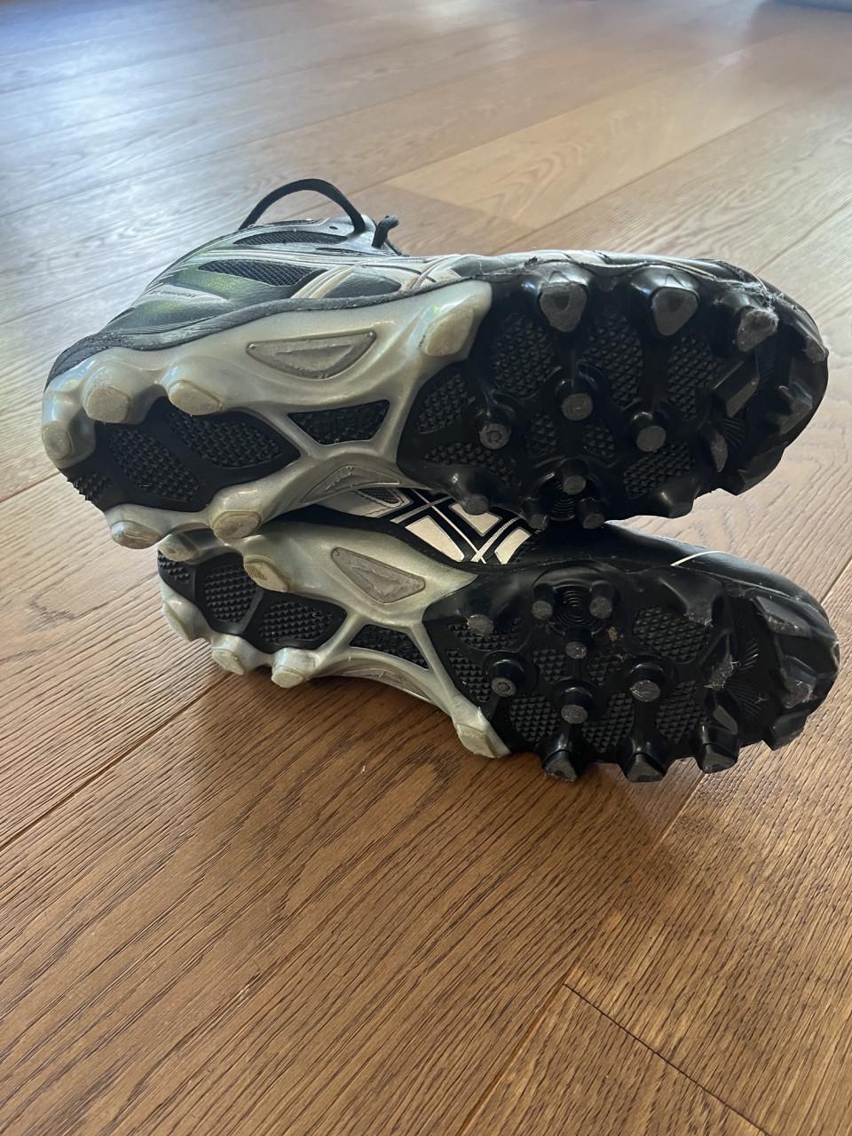 Sportschoenen veld (korfbal of hockey)