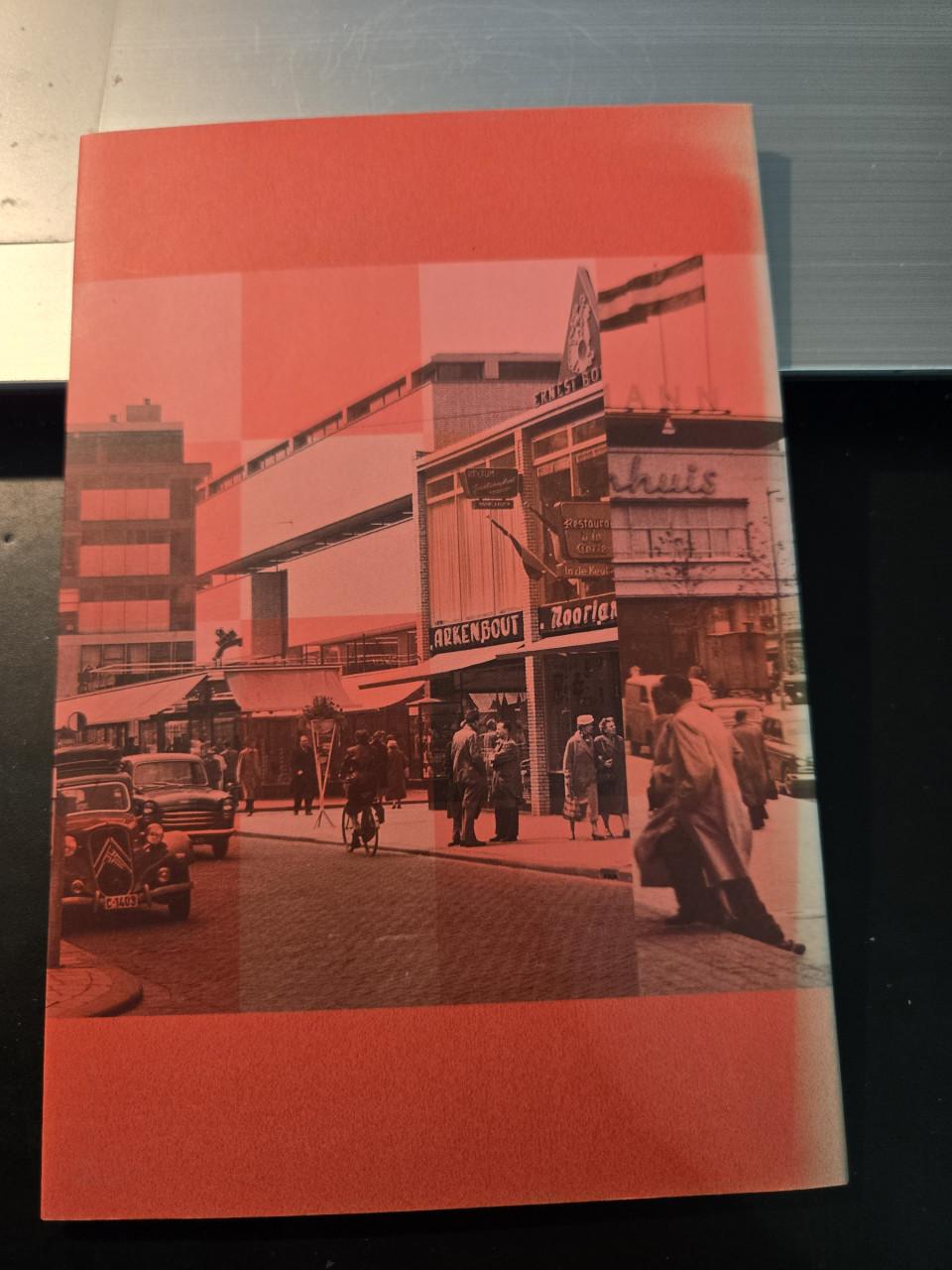 Boek "Een hart en een haven: 14 mei",  door Willem Otterspeer. 2011