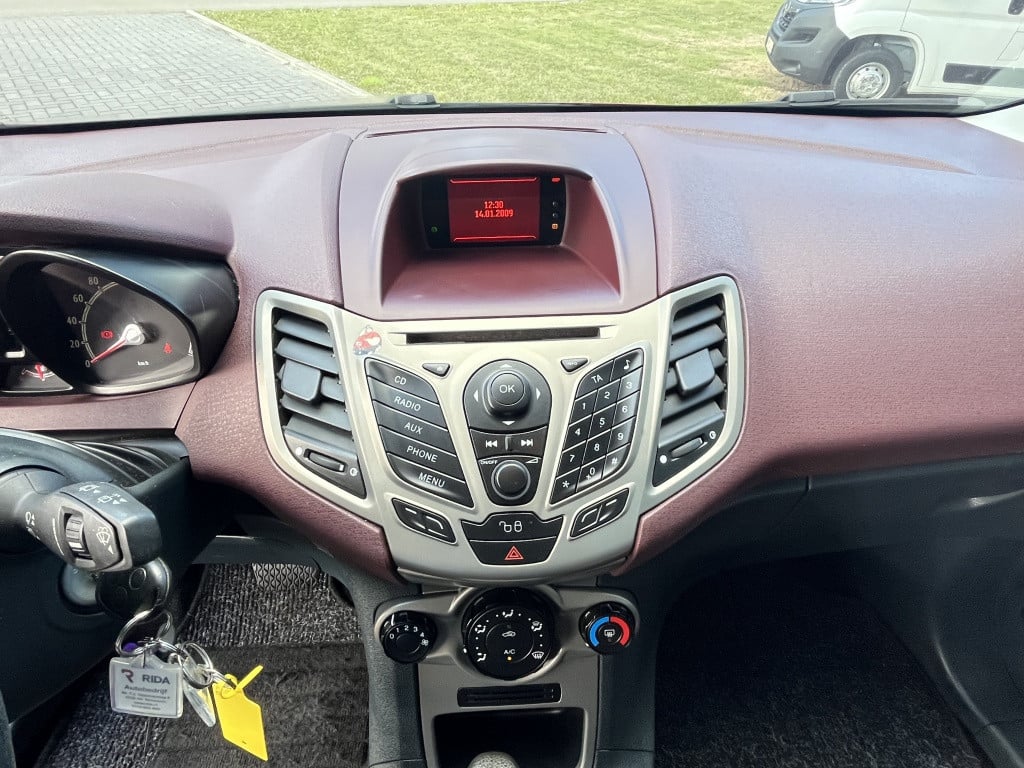 Ford Fiesta 1.4 trend automaat
