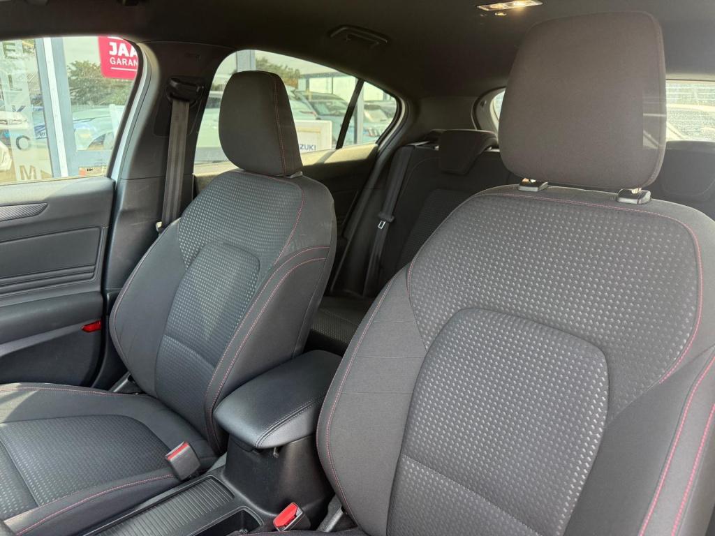 Ford Focus 1.0 ecoboost st line business