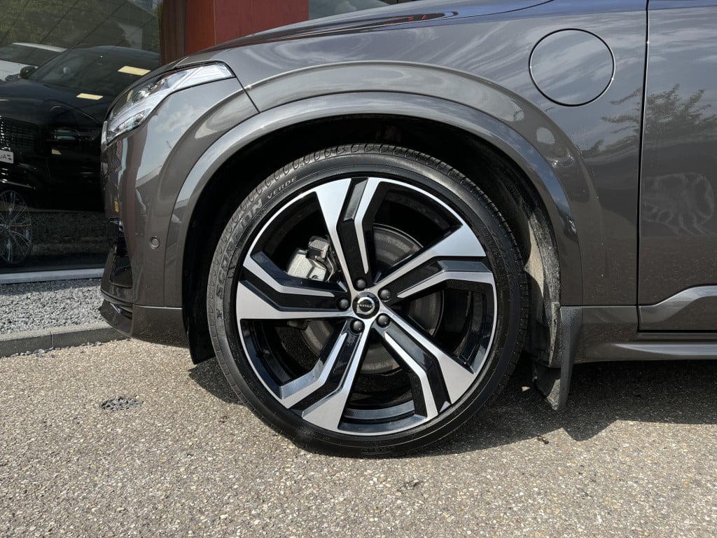 Volvo XC90 2.0 t8 recharge awd ultimate dark | luchtvering | bowers & wilki