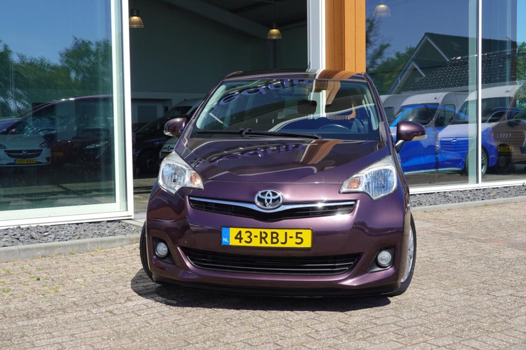 Toyota Verso-s 1.3 vvt-i 100-pk aspiration