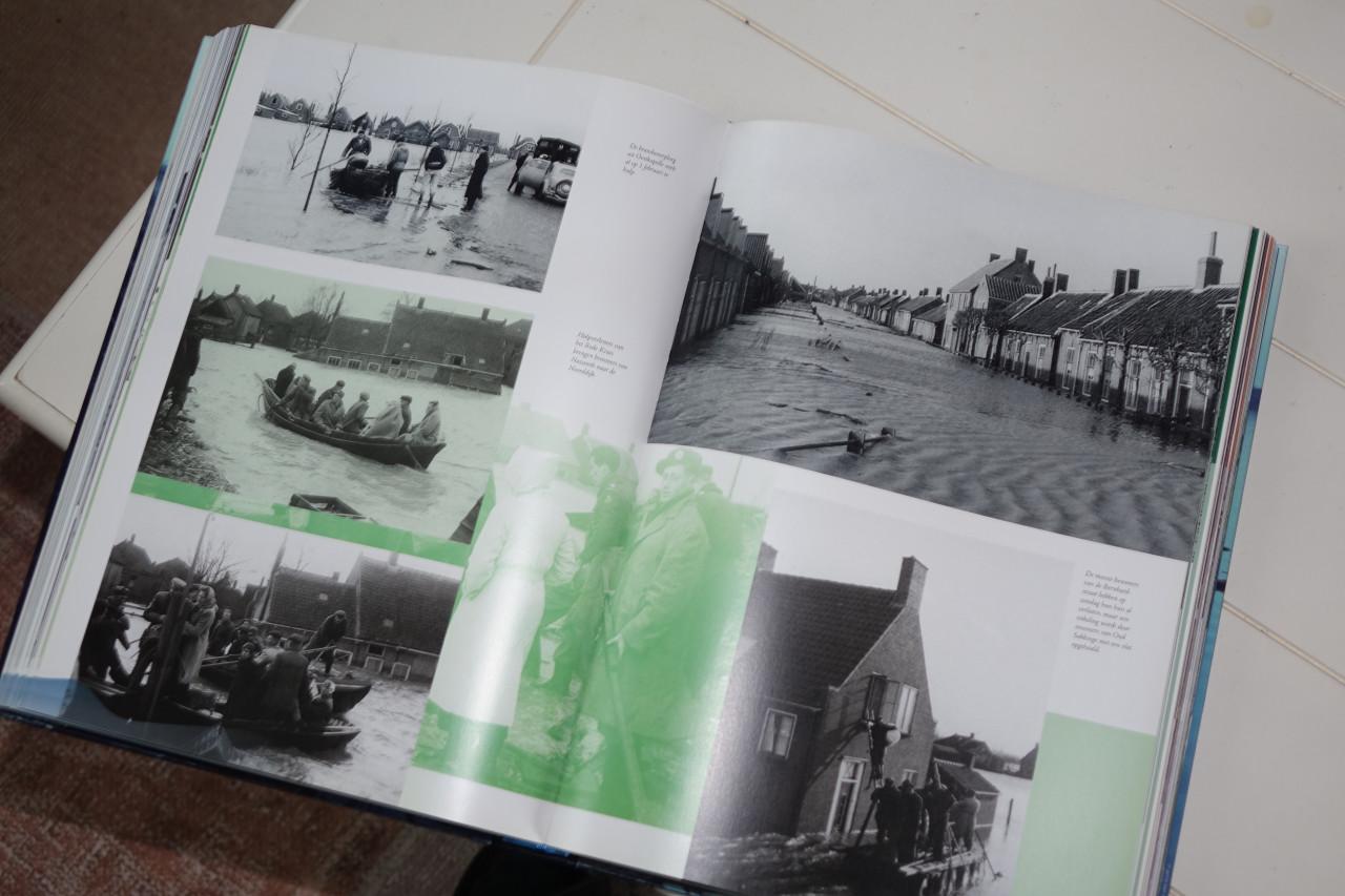 Watersnood Kees Slager boek van 5 kilo over al de dorpen van zeeland