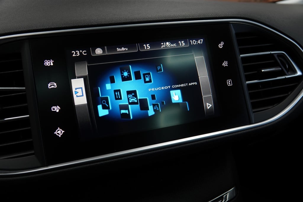 Peugeot 308 sw 1.2 puret | cruise | pdc | dab |