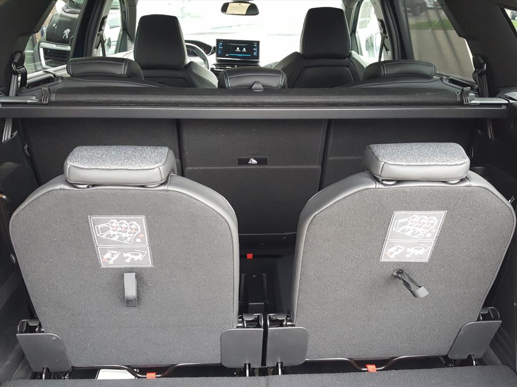 Peugeot 5008 1.2 130pk s&s allure pack business 7p apple carplay & android 