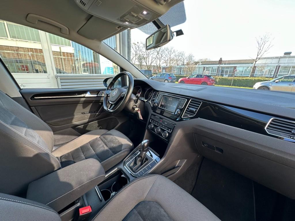 Volkswagen Golf Sportsvan 1.4 tsi highline trekhaak xenon ergoactive