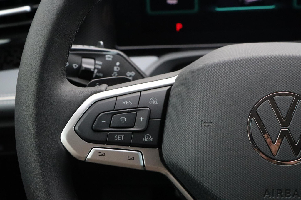 Volkswagen Passat variant 1.5 etsi business dsg 150pk