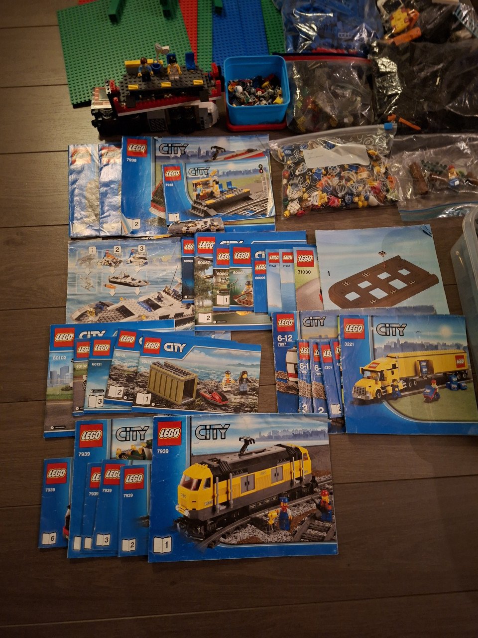 Partij lego oa 2 treinen 7939 7938