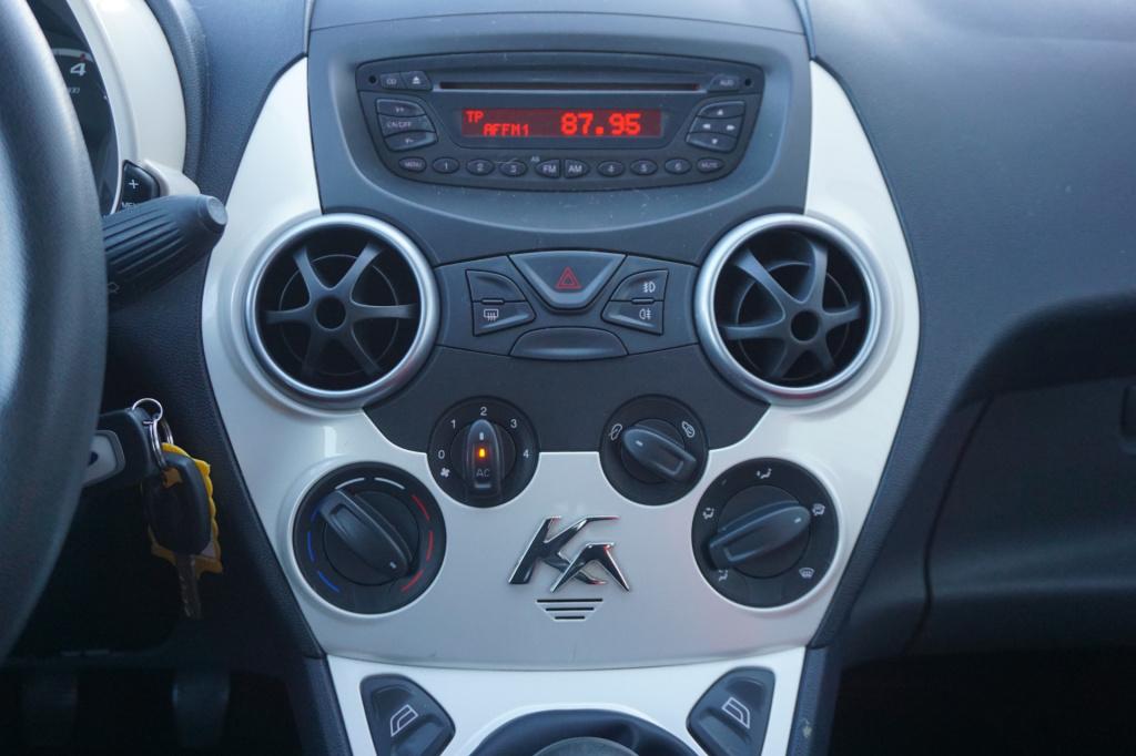 Ford KA 1.2 titanium airco / elektr. ramen / nap / apk t/m 18-11-2026