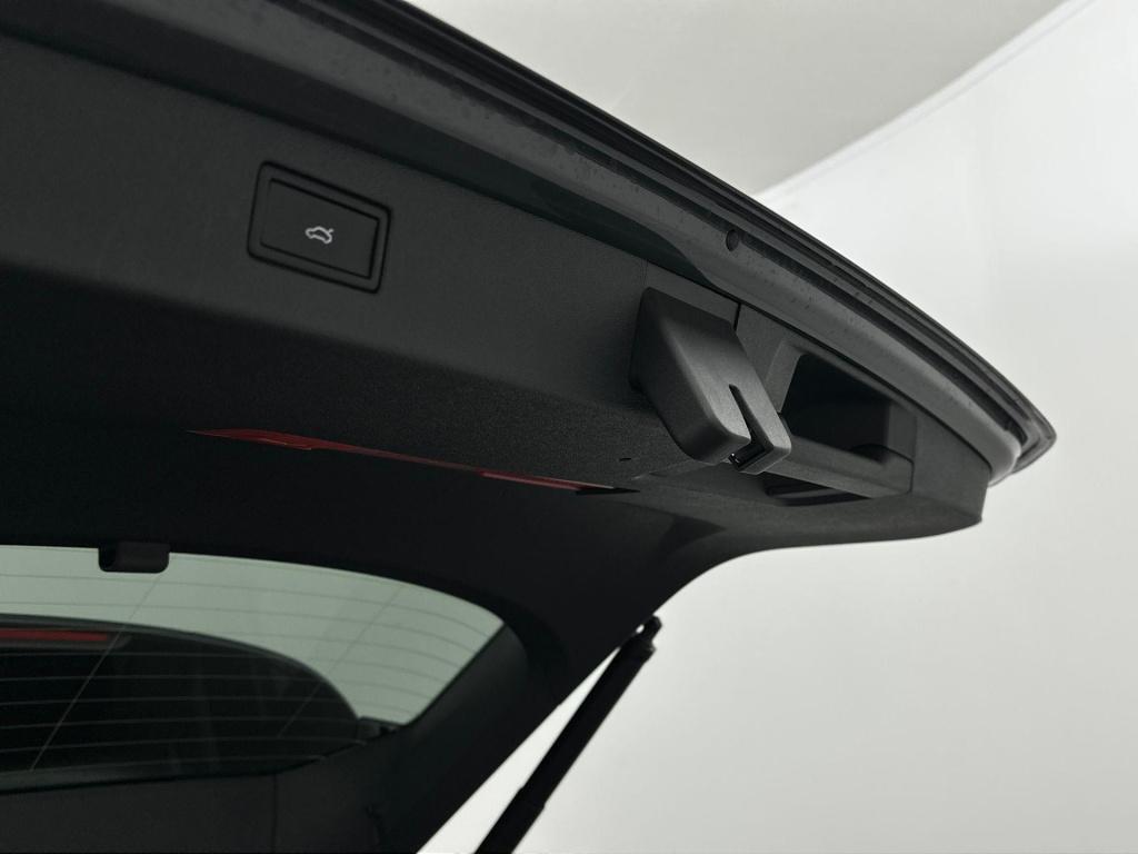 Volkswagen Tiguan limited edition 1.5 ehybrid 150 kw / 204 pk suv 6