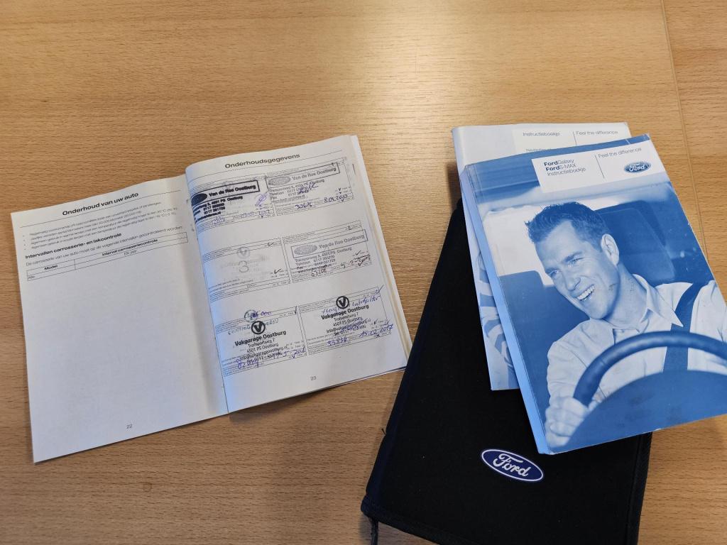 Ford Galaxy 1.6 scti titanium