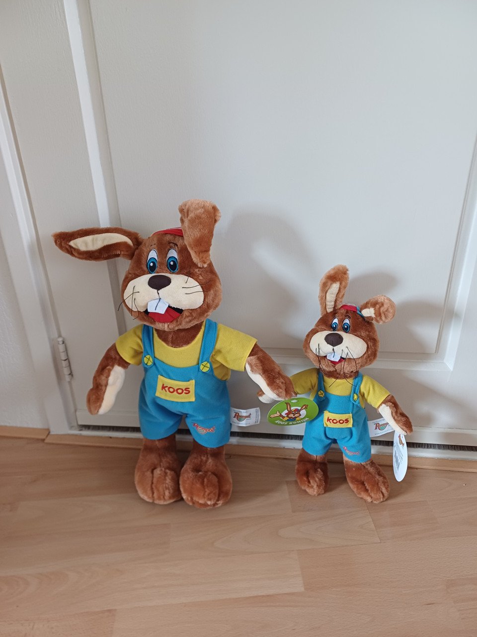 Koos konijn knuffels v.a. 7,50  kaartjes zitten er nog aan )