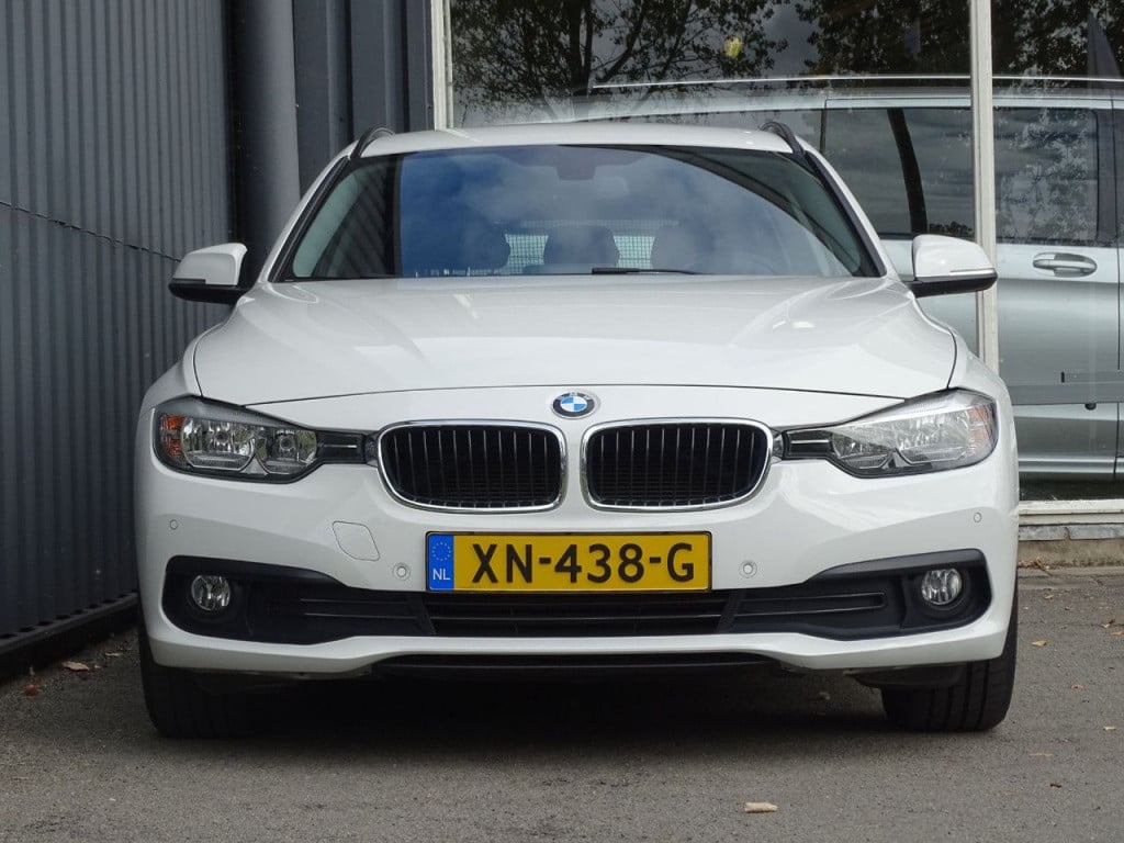 BMW 3-serie touring 318i