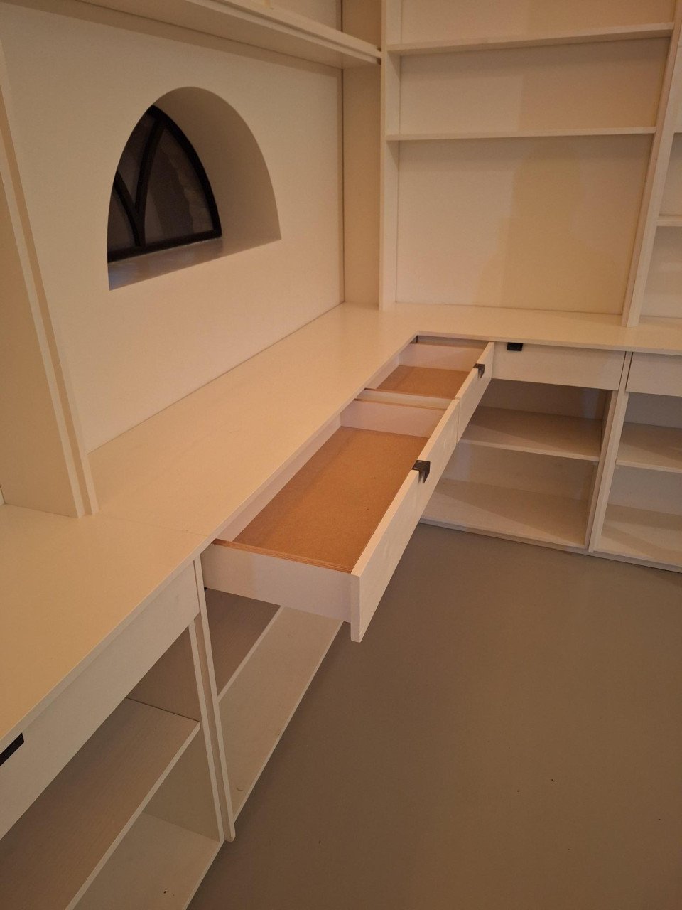 Grote boekenkast / Boekenwand