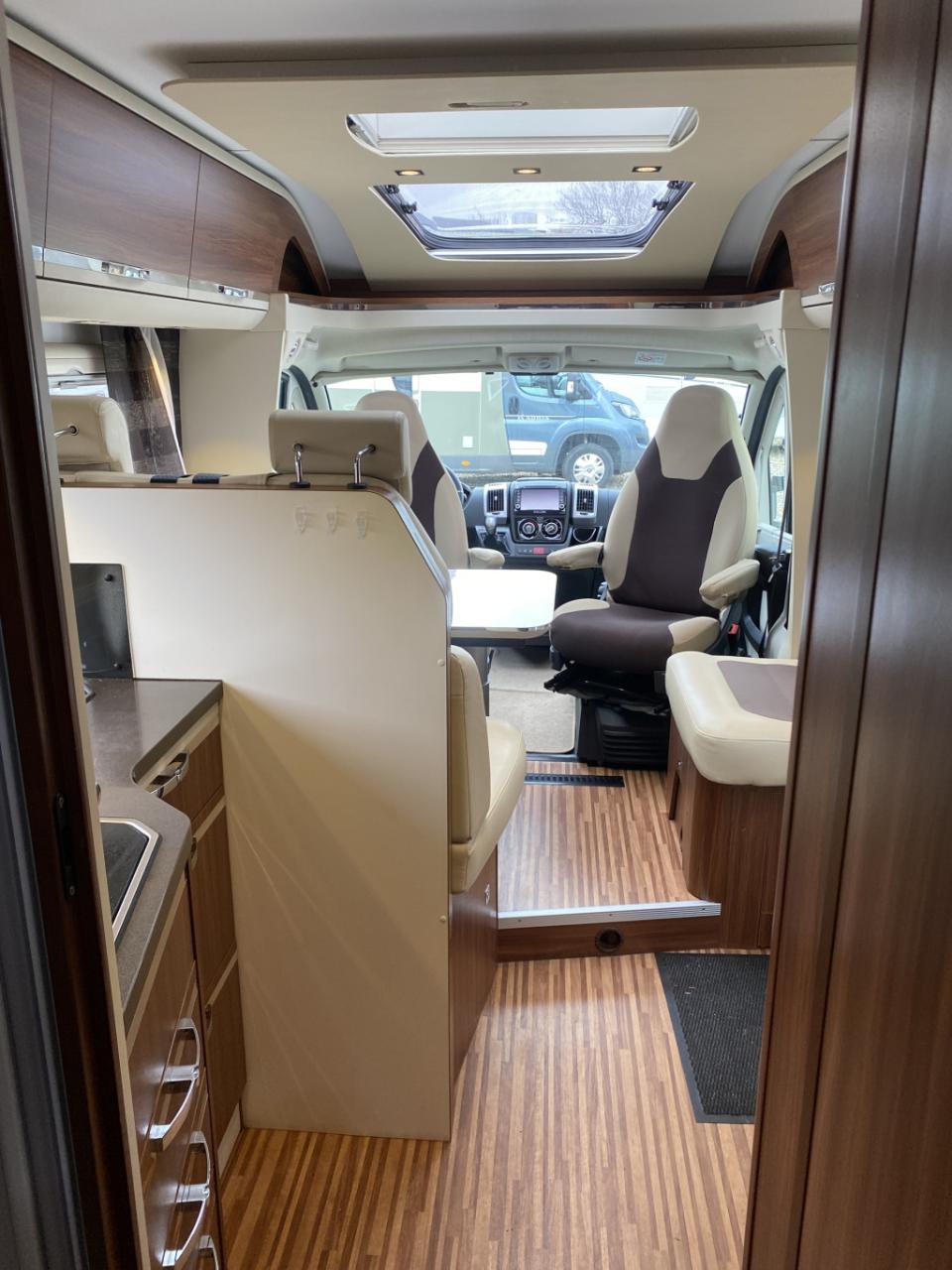 Adria Onbekend coral s 670sl