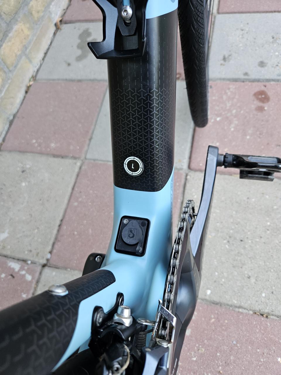 Wilier Cento1 Hybrid Carbon E-Road - Maat L - Ultegra - Accu 99%!