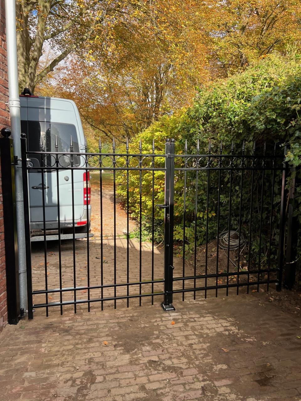 Voor al uw Hekwerken - Inrijpoorten - Tuinpoorten en Schuifpoorten.