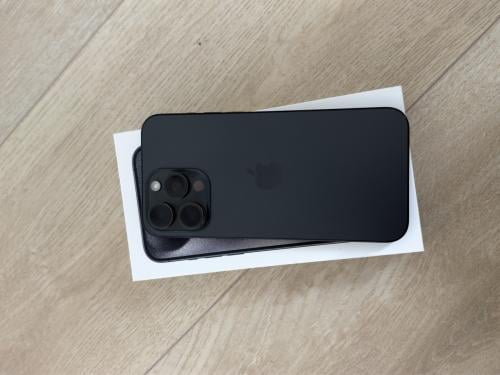 Zeer nette iphone 15 pro max