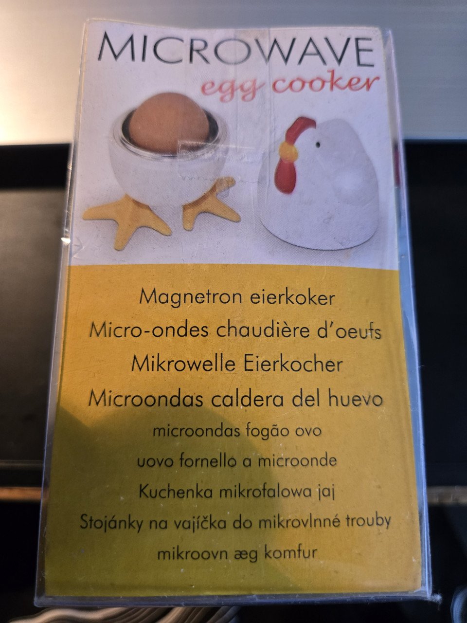 Eierkoker voor magnetron . Nieuw
