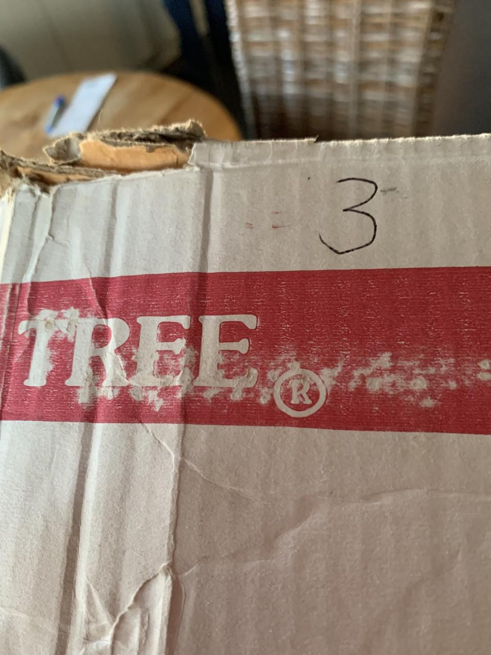 Kerstboom  2.10 m hoog.  Intratuin Triumph tree