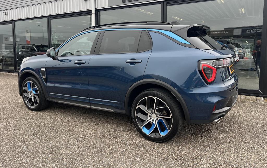 Lynk & Co 01 1.5 261pk phev 7dcth , panodak , adaptive cc ,stuur en stoelve